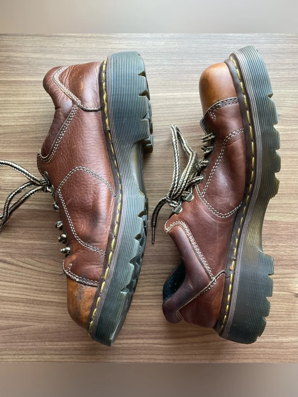 VTG Dr. Martens 8A40 Brown Leather Platform Oxfords Made in England Chunky Men 8